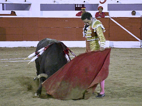 Templando por el izquierdo