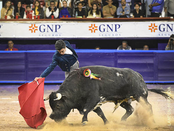 Temple y largueza en el octavo