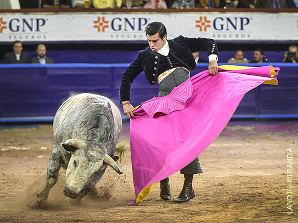 Chicuelinas antiguas en el quite