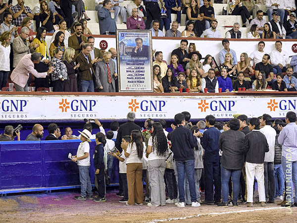 Academia en el homenaje a Julio Daz-Torre
