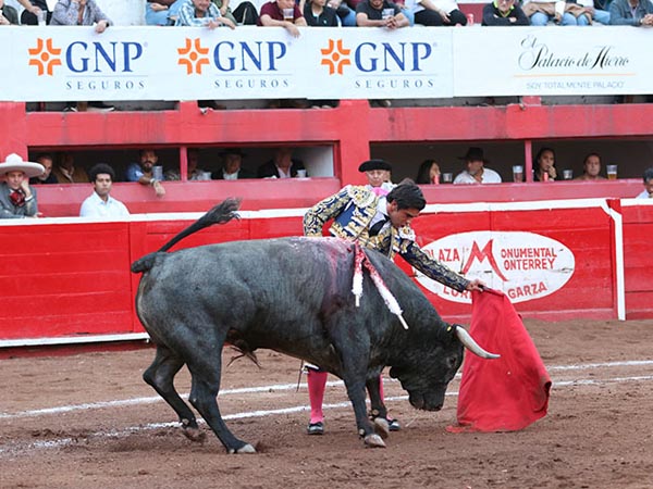 Naturales en el tercio
