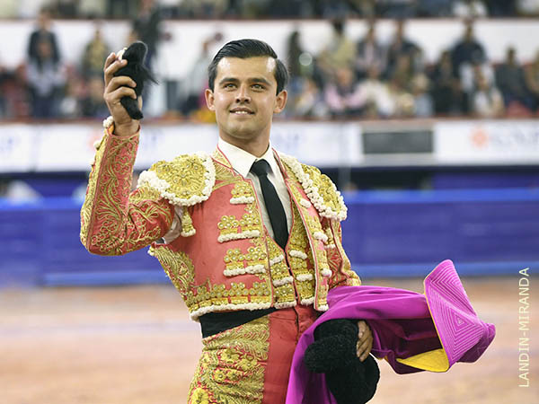 Diego Sánchez no se baja del carro