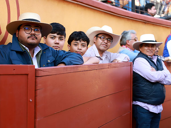 Familia Ortega siempre en el Toro