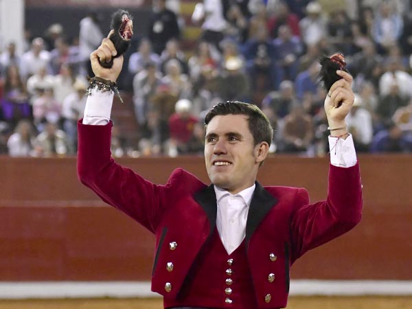 Dos orejas para Guillermo