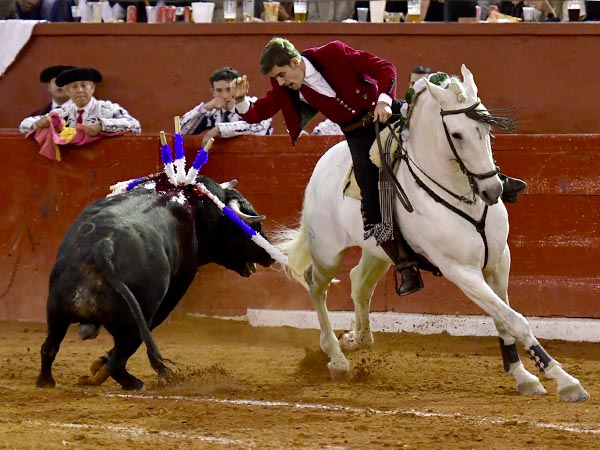 Ovacionado en las piruetas