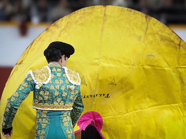 De la lente mgica de Briones