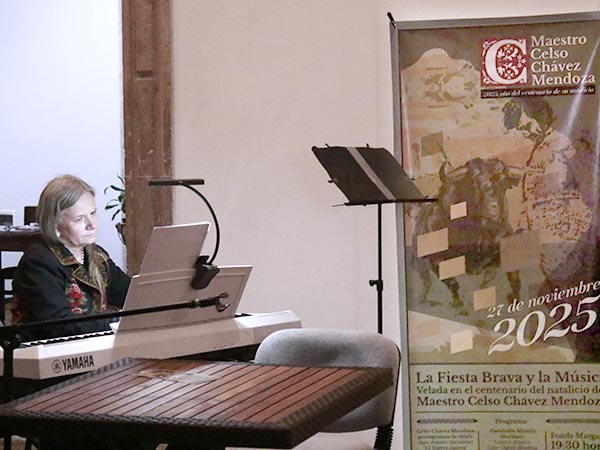 La pianista rusa Nika Jonicenoka