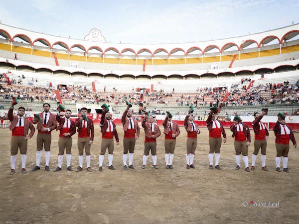 Espectacular festejo de forcados