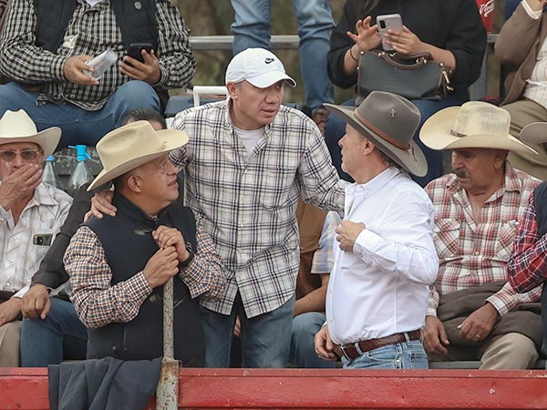 Comentando las faenas