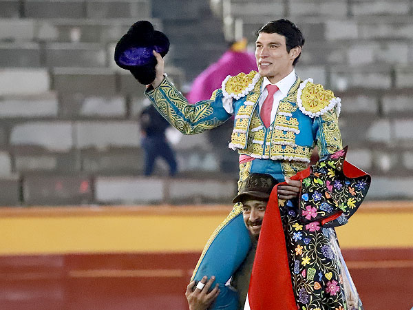 Tarde de emoci�n y maestr�a