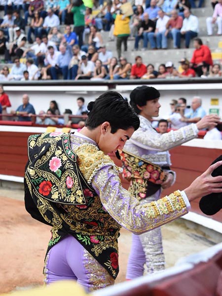 Al final del pase�llo