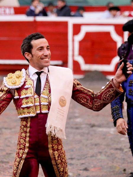 Tres orejas en el festejo