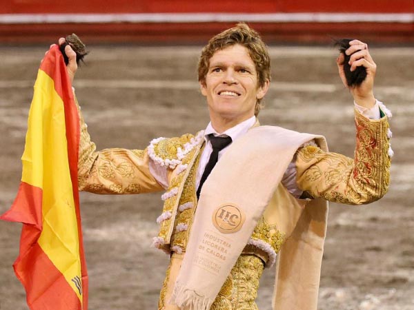 Paseando los trofeos