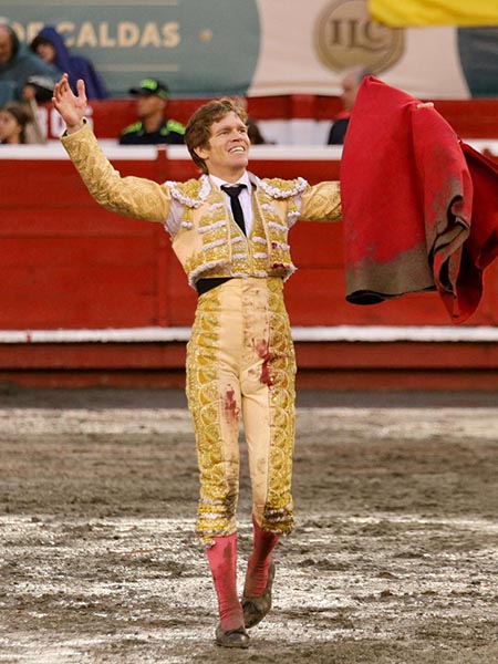 Entregados con el torero