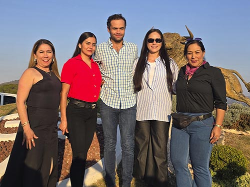 Las damas con Juan Pablo