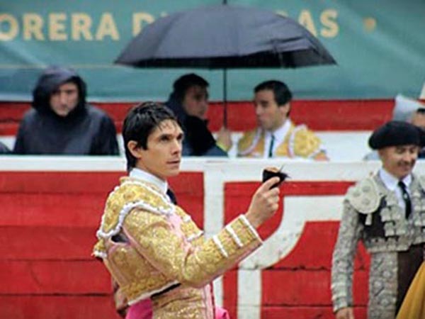 Castella, en el festejo pasado por agua