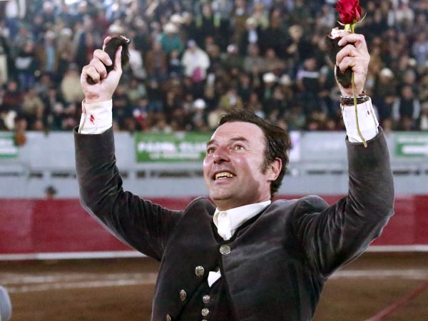 Dos orejas para el caballista