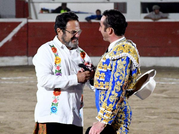 El Fandi corta solitaria oreja en Motul