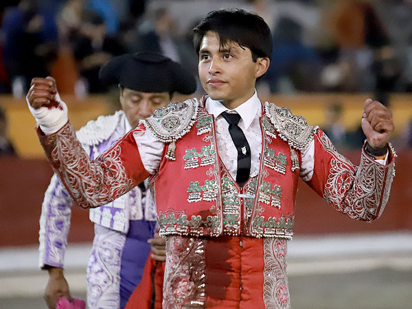 Con un corte profundo se quedo a terminar