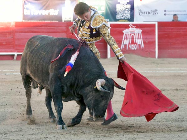 Dimensi�n al ayudado