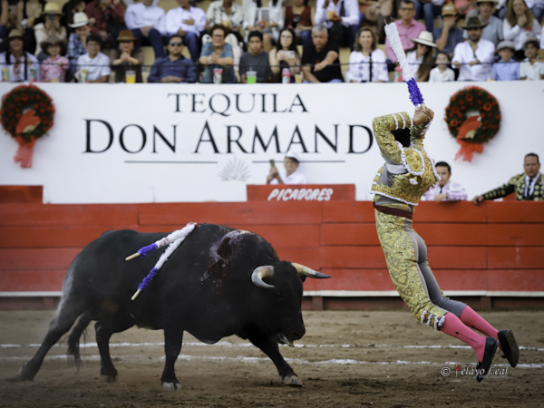 Espectacular segundo tercio