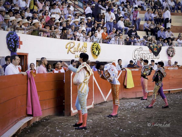 Al final del pase�llo