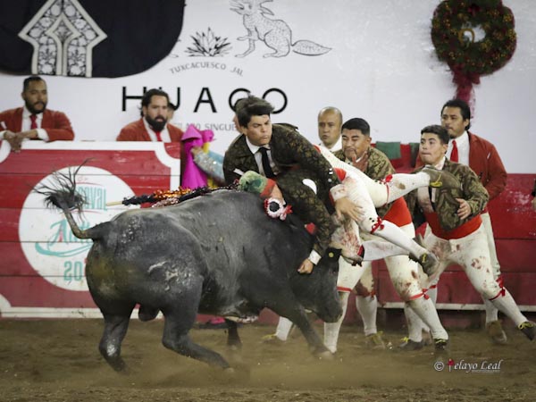 Valiente pega al sexto