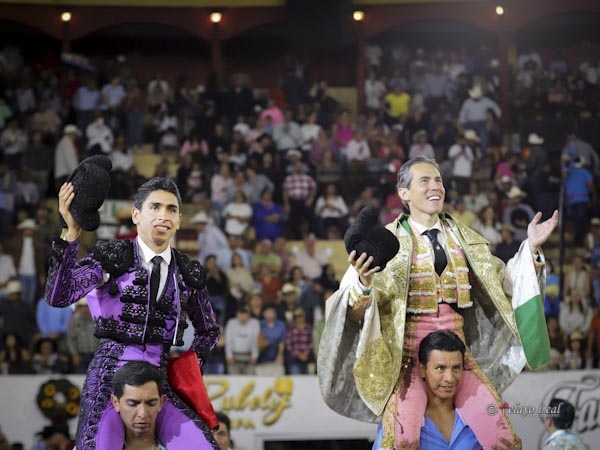 H&eacute;ctor se la juega, y Silveti indulta