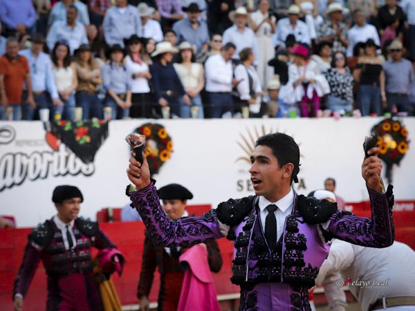 H�ctor, por el camino correcto