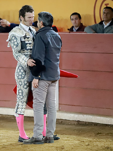 Brindis al matador Mario Del Olmo