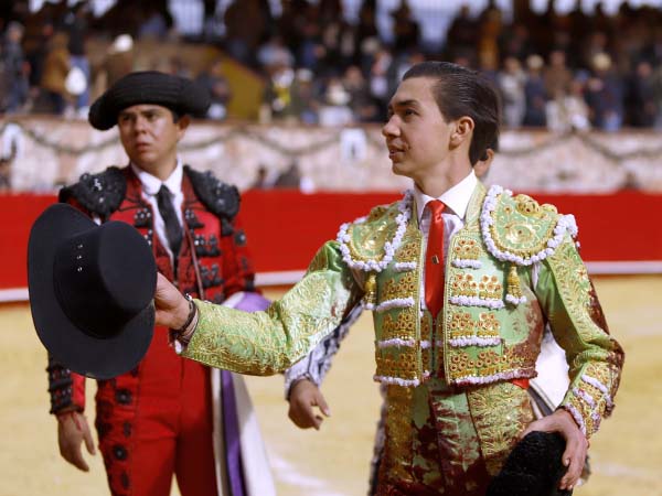 Bruno, vuelta tras petici�n