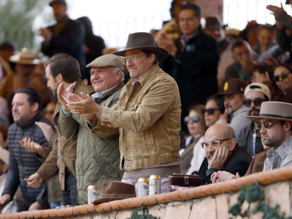 El Gallo Gonz�lez y Pato Barroso