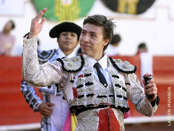 Un trofeo para Morales Ramos