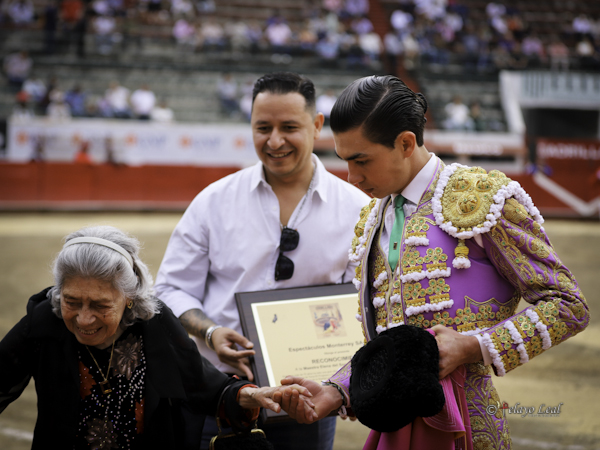 Reconocimiento en diploma