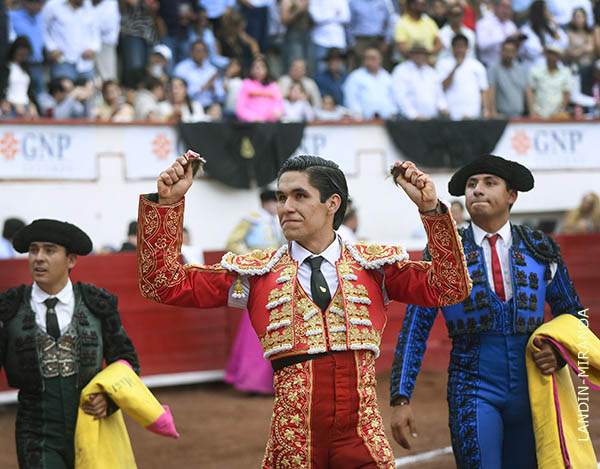 Las primeras dos, para Jairo