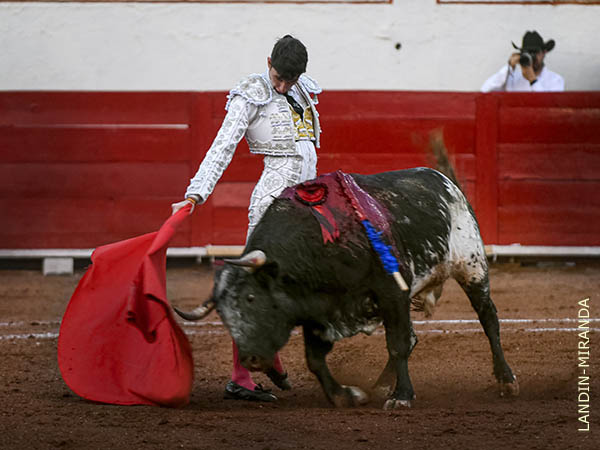 Buena t�cnica del hispano