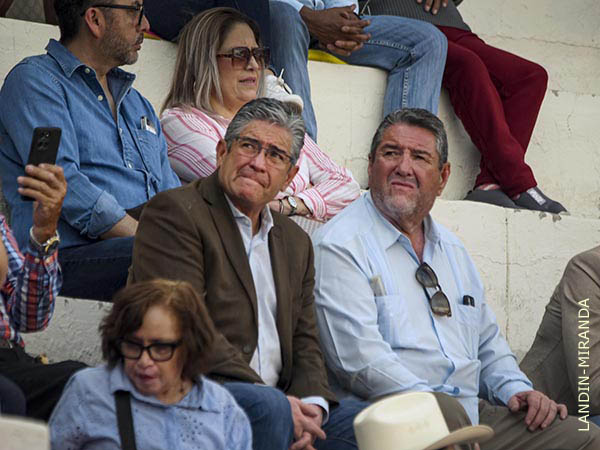 Barreras de Quitos y Joaqu�n Fern�ndez