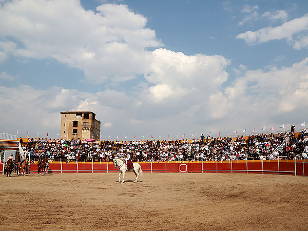 Tarde de Rejoneo en Val Quirico