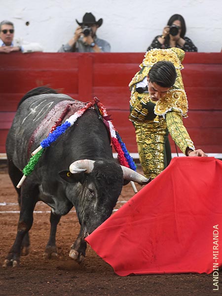 Mantuvo el nivel de la lidia