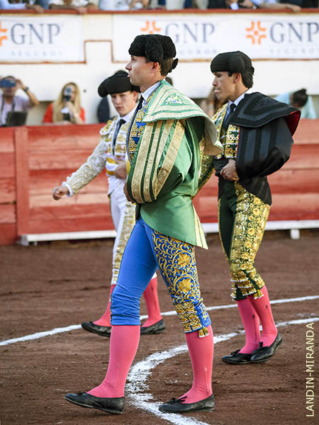 La tercia en la sexta de temporada