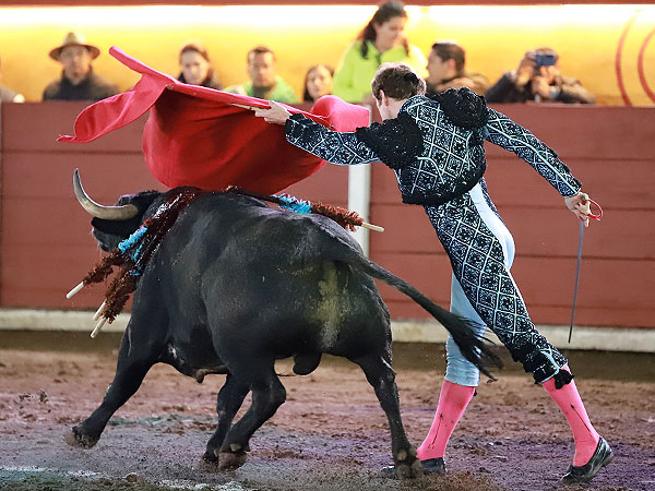 Rom�n Collado poco pudo hacer