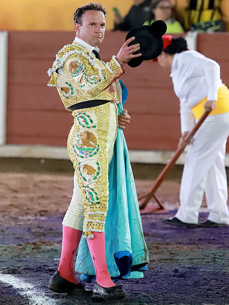 Fuerte Ovaci�n con su primero