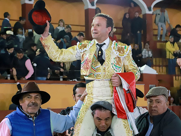 Ferrera se lleva la noche en Tlaxcala