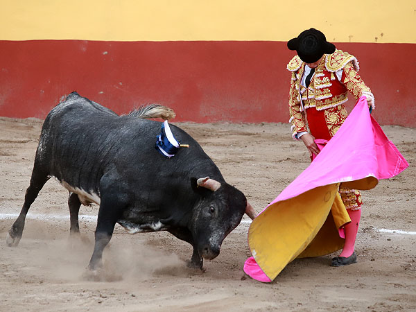 Jos� Sainz con Pie de Casas