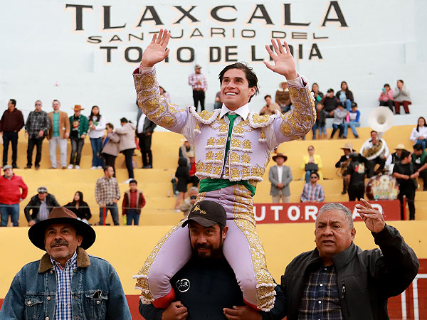 Ibelles triunfa en la Corrida de Pascua