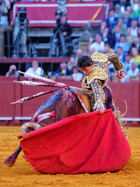 Faena intensa de Roca Rey