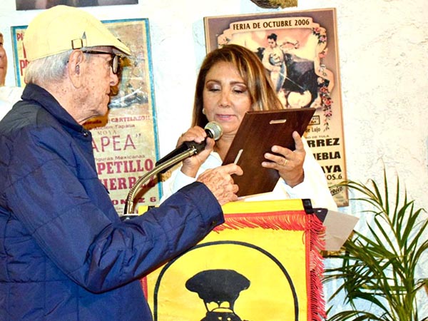 �skar, miembro distinguido del grupo