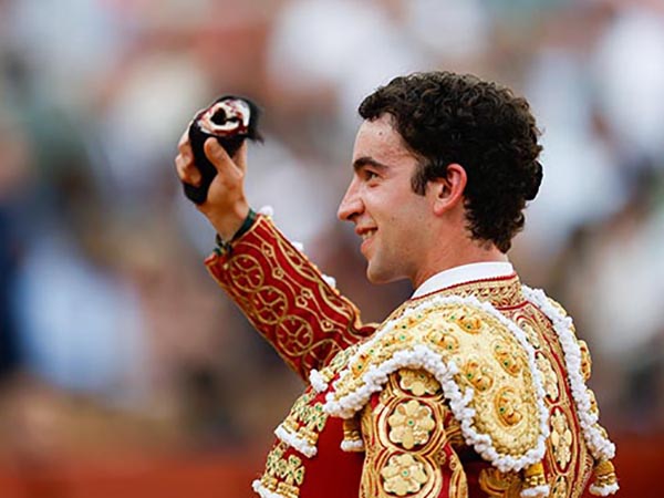 La �nica oreja de la tarde