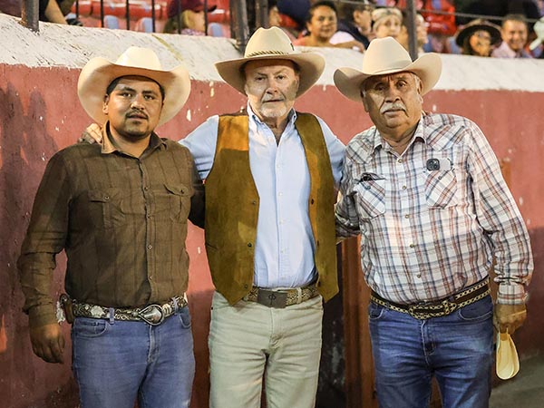 Los ganaderos en el callej�n