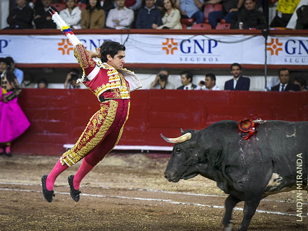 Due�o del escenario